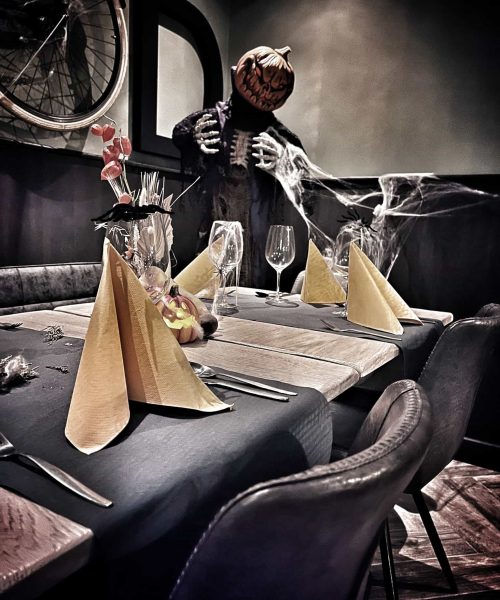 Halloween diner